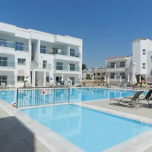 Evabelle Napa Lägenhetshotell Ayia Napa