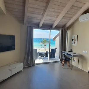 https://hotel-de-la-plage-pietra-ligure.hotelitalianriviera.com